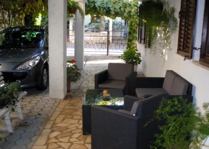 7023a Apartment